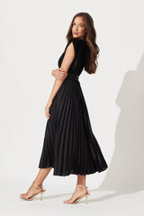 Anetta Midi Dress In Pleated Black Satin