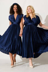 Anetta Midi Dress In Pleated Navy Satin